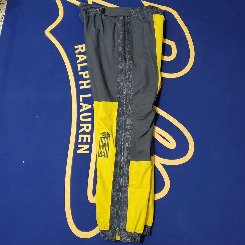 LAST PAIR. The North Face Rage rain pants WOMENS SZ LARGE / MENS MEDIUM - Picture 6 of 9